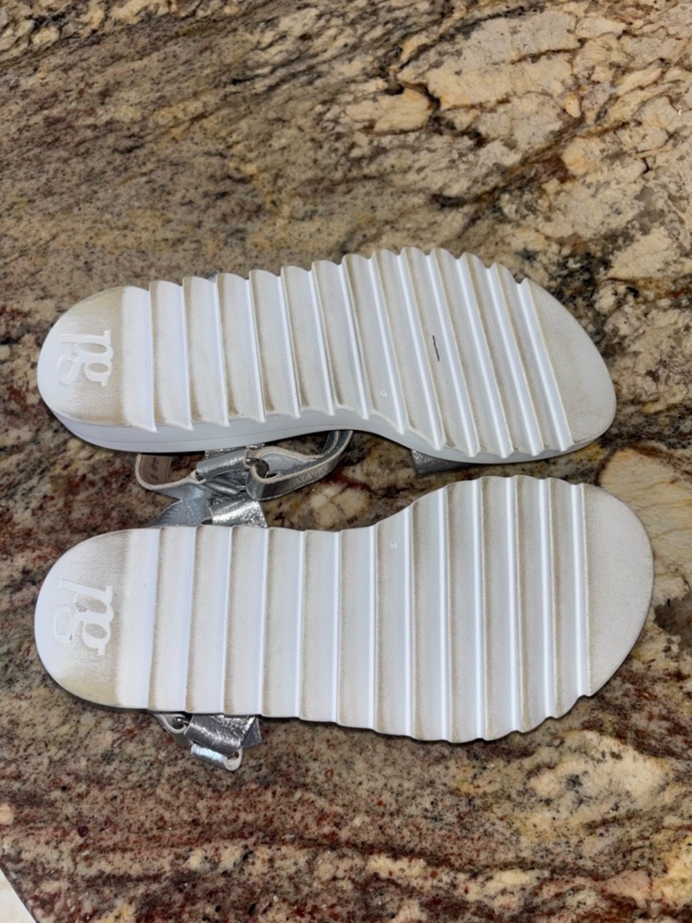 Paul Green Leather Silver Sandals US 8.5 - Picture 6 of 10